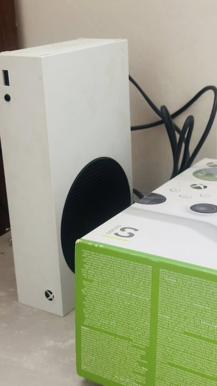 اكسبوكس سيريس اس ٥٠٠ كيكا نظيف استعمال شهرين تواصل ***********
