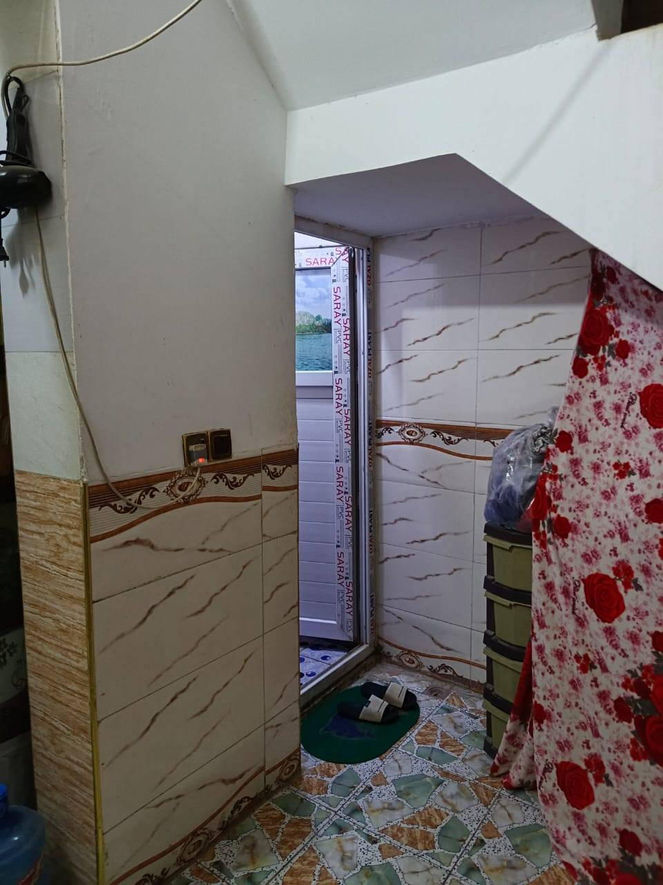 السلام عليكم
 للبيع بيت 100متر في حي النداء
 رقمه 52349
قريب الشارع المجمعات كلش
مو اول فرع... بثاني هوه صاير
 بضهر شركه الشرع للصرافه

بناء حديث صب وطابوك جمهوري وسيراميك
طابق واحد غرفه وصاله وستقبال ومطبخ وتخاريج
بلاش سعره والبيت نضيف يسوه اكثر تجي وتشوف 
السعر 78 وبي مجال بسيط جدا وبالعافيه عل ياخذه

*********** 
***********
