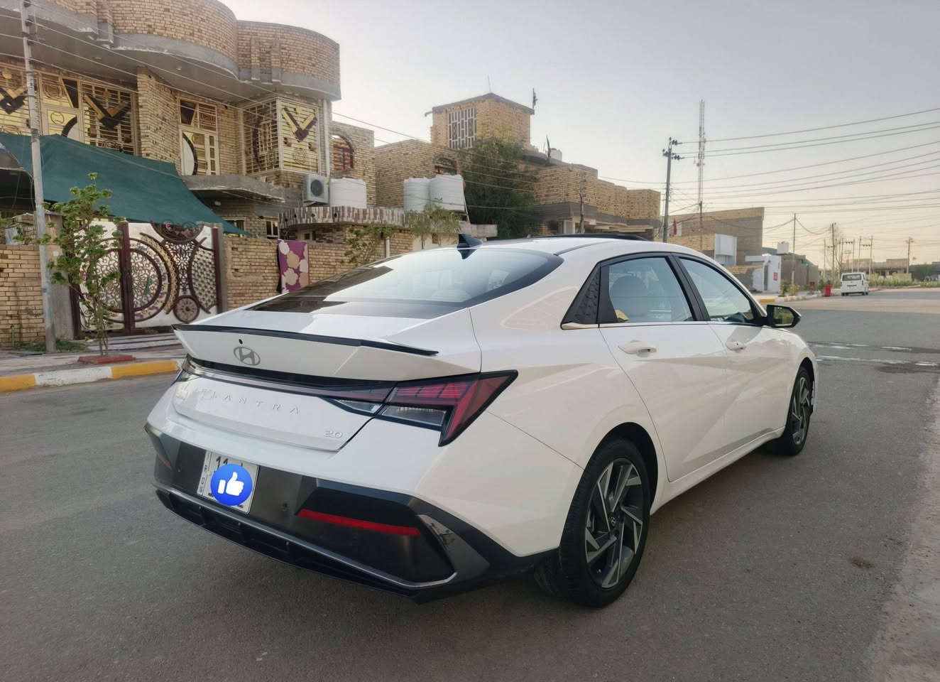 السلام عليك  ورحمة الله وبركاته 
النترا خليجي 2024( كفاله عامه ماعدا صبغ ربع نص الدوسه) 
فووول مواصفات 
محرك 2000 
مرقم بغداد11 ام الضمان
شاشه ديجتال
بصمه 
تشغيل عن بعد 
تحكم سترين 
جنطه ذكي كهربائيه
فتحه سقف
حساس لايت
حساس امامي بلاد
حساس خلفي بلاد
تبريد قطعيتين 
جي بي اس 
كاميرا خلفيه دواره
نظام تشغيل الكامرات
شاشه كبيره اصلي ابل كار بلي 
نظام ترحيب مري شفط
نظام مود درايف إيكو_سبورت_عادي 
5ويل كب كروم حجم 17 
لد امامي نهاري
شباك نيكل
مانع انزلاغ 
مانع انحدار 
لايت عدسه زنون 
جهاز موازنه ABS 
مكان السياره ذي قار قضاء النصر للاستفسار اكثر ه‍. ***********
