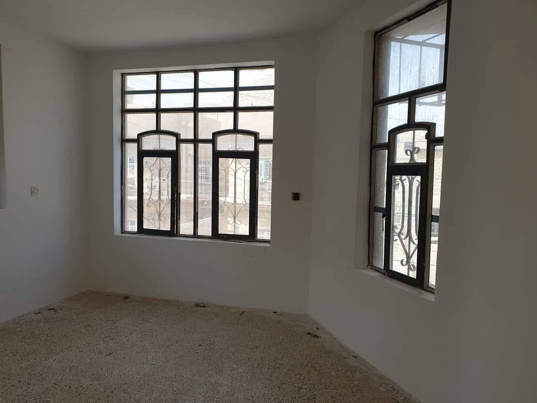 #للايجار  بيت 50 متر #االثعالبة-الاولى بغداد ب 10 الاف مربع ركن استقبال ومطبخ وغرفتين نوم كبيرة وصغيرة ومنطقة تبليط ومدارس وخدماتت
غرفتين استقبال و مطبخ 
*********** بي واتساب
