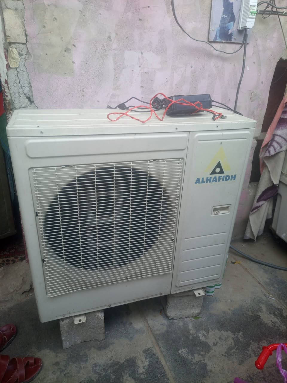 السلام عليكم سبلت كنتوري للبيع ثلاثه طن الفحص ثلاثه طن ⏪400
***********
