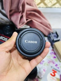 عدسه كانون 24m stm f1.8 عدسه حلوه ونضيه كلش تجيك كامله  بس ب100الف وتو...