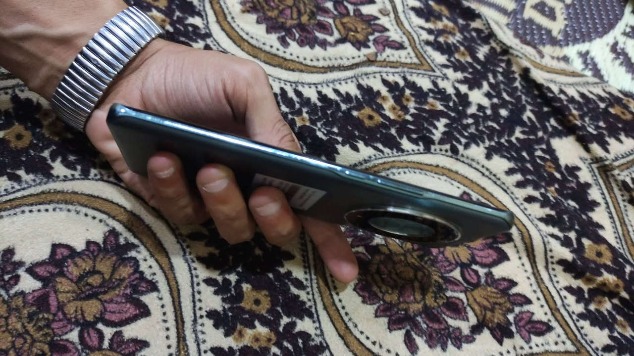 السلام عليكم
للبيع او مراوسه 
هونر x9b 5g
داكره 256
رام 12
نضافه فول 
شرط لا مفتوح ولا واصل مصلح شخطه ما تلكه بي 
اي استفسار 
***********
***********
