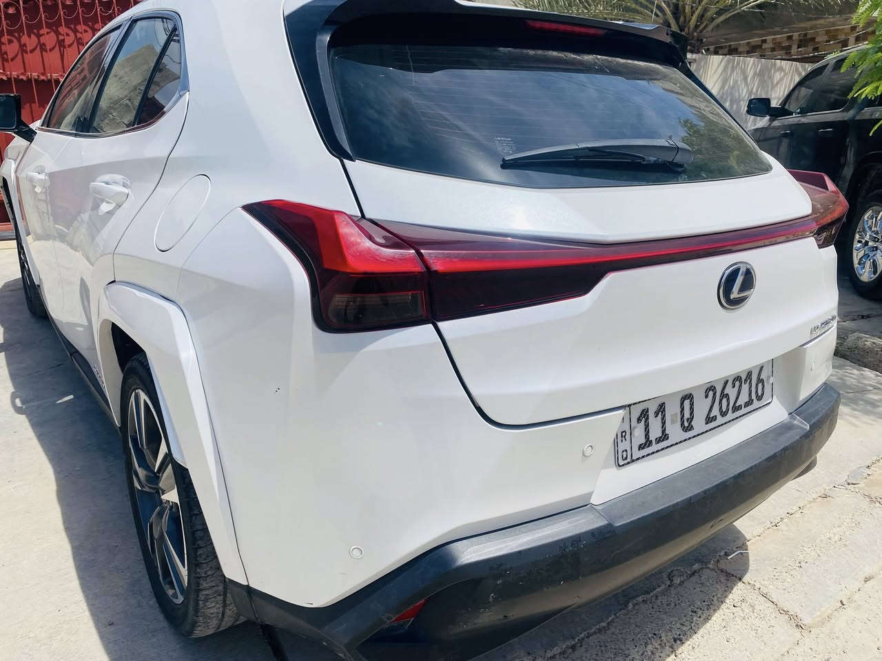للبيع بسعر مناسب 165 وبيها مجال
*********** مكلف بلنشر
لكزس يو اكس 250 اج Ux250h موديل 2022 هايبرد للبيع ماشية 30 الف ميل حادث بسيط، جاملغ وربع البنيد مكاني سامراء قرب الامامين

محرك 2000 وهايبرد

جلد ابيض

زنون اوتو

بصمة تشغيل وابواب وصندوق

شاشة

جام كهربائي

كشنات كهربائية

سايدبريك كهربائي

اوتوهولد

رادار تتبع

رادار تصادم

رادار خلفي نقاط عمية

تدفئة وتبريد بالكشن

اوضاع قيادة ثلاثة (سبورت ونورمل واقتصادي)
