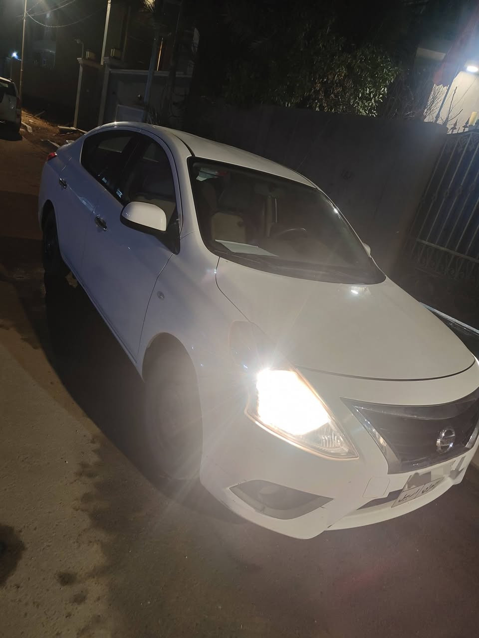 نيسان صني هندي نظيفة جداً موديل 2020 ماشية 96000 فيها تصليح بارد جهة خزان الوقود كما موضع في الصورة.
السعر : 10700 قابل للتفاوض 
المكان : الديوانية
الهاتف : ***********
