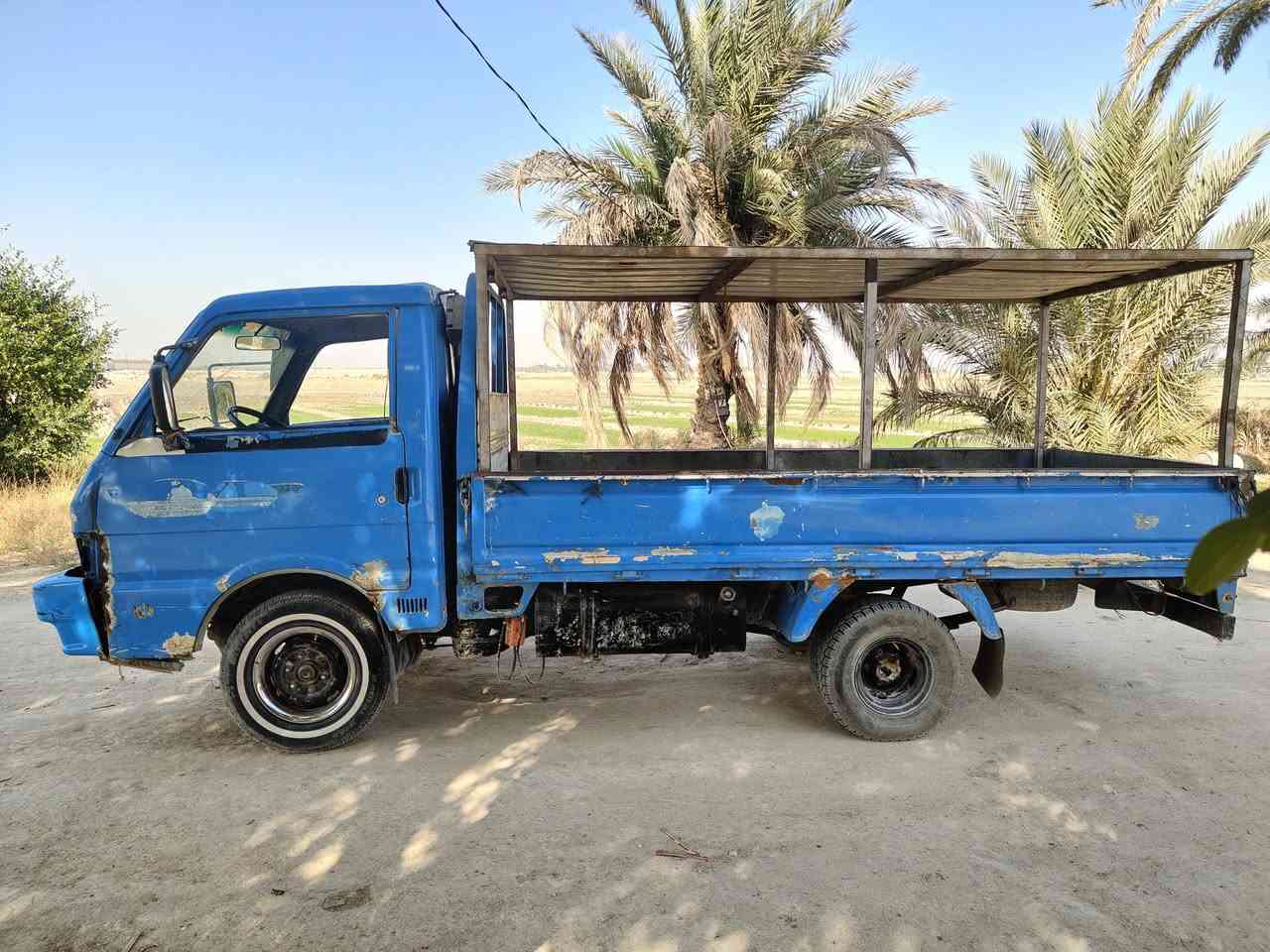 السلام عليكم كيه بنكو موديل 93 سنويه لل27 مشروع وطني رقم واسط  شاصي مكفول محرك نضيف سياره مال خبزه راعيه يمي بالنجف يداور ثاني يوم السياره عليه فقط غرمات مروريه ابيعه ع غرماته السعر 30وبيه مجال رقم ***********
