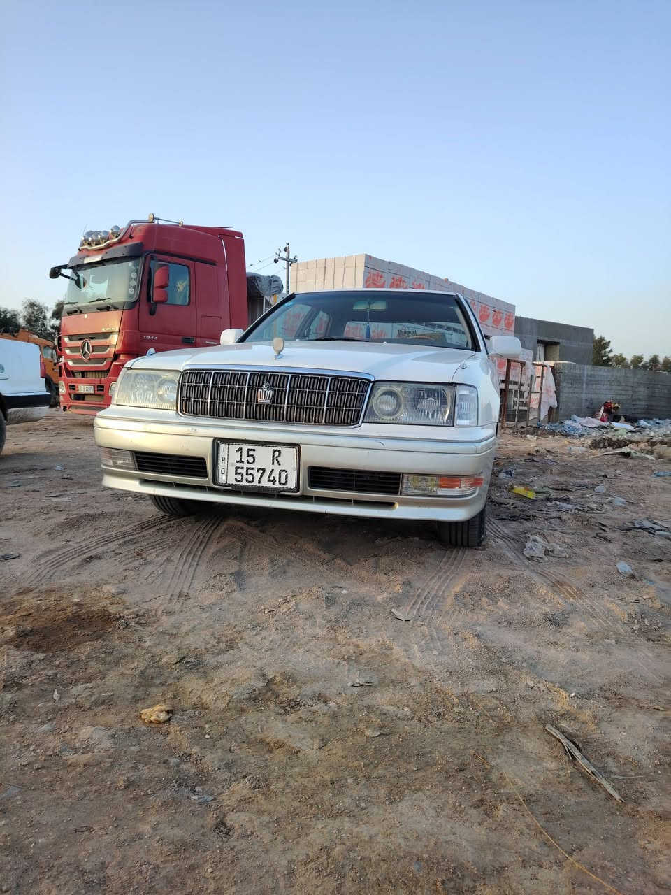 السلام عليكم رأس الثور فلات موديل ١٩٩٦سياره جاهزه مكفوله من الكص والنقل جثه والضربه القويه رقم انبار بسمي ملاحضه اني مكلف بلنشر اتصل عل رقم ***********
