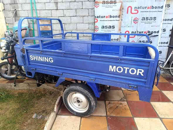 فحل جمره للبيع موديل 23كفاله عامه اوراق اصولي وكيل علي عنجور مكاني كوفه السعر ملونين وميه وخمسين وبيها مجال الشراي بخدمته ورقمي بي واتساب***********
