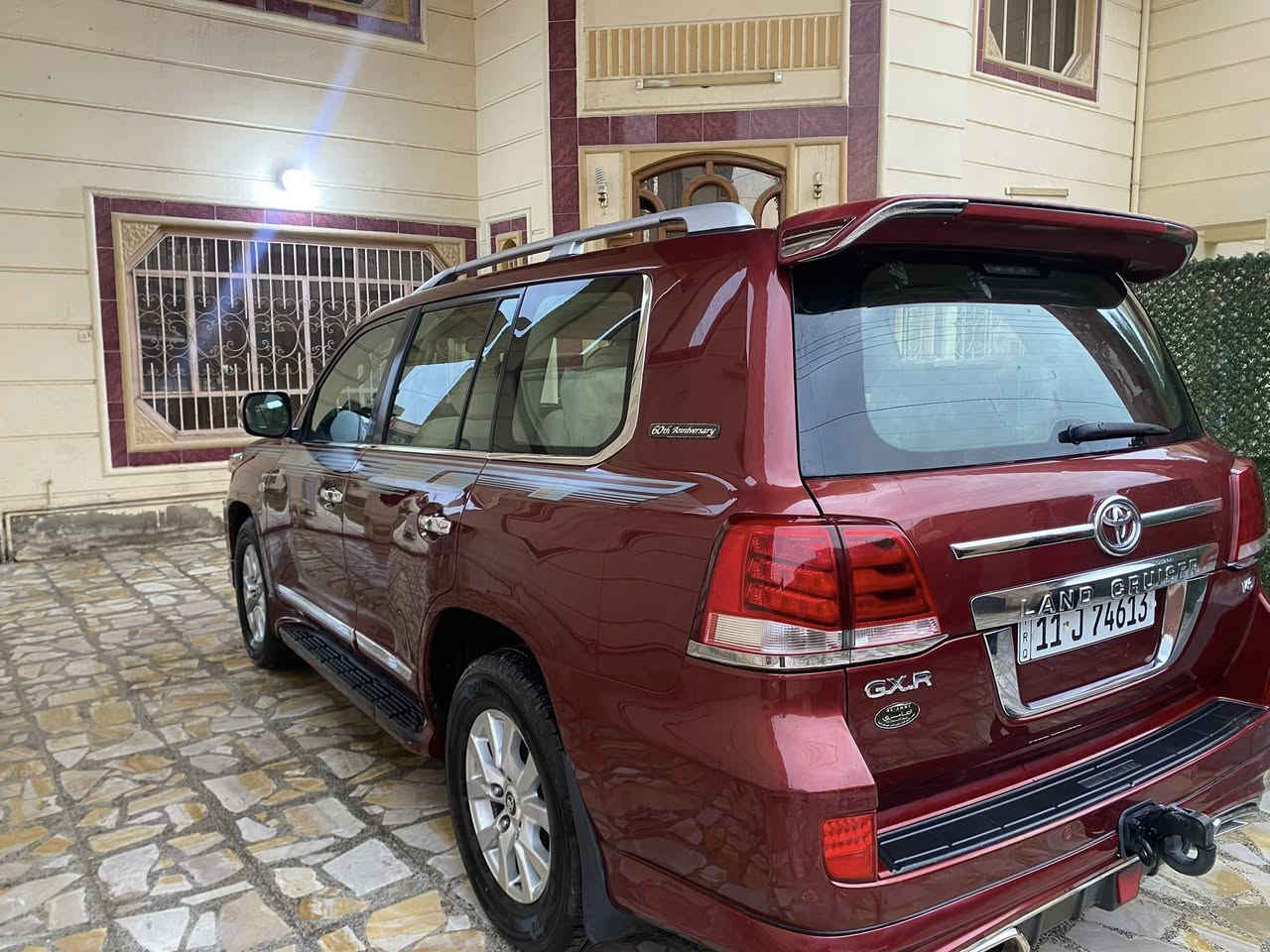لاندكروزر GXR للبيع
-موديل2010
-رقم بغداد دولي (تحويل مباشر) سنويه وهزة جديده
-لون ماروني 
-مكفولة كفاله عامه من الصبغ والتبديل والحادث 
-محرك 6 
-مكينة مكفوله ما مفتوحه 
-ماشيه 210 الف كيلو متر 
-ملاحظة : السياره بيهه جراد بالبنيد والقماره باقي على وضعه 
-السعر 265 بي مجال بسيط 
-مكان السياره الفلوجة 
للتواصل / ***********
