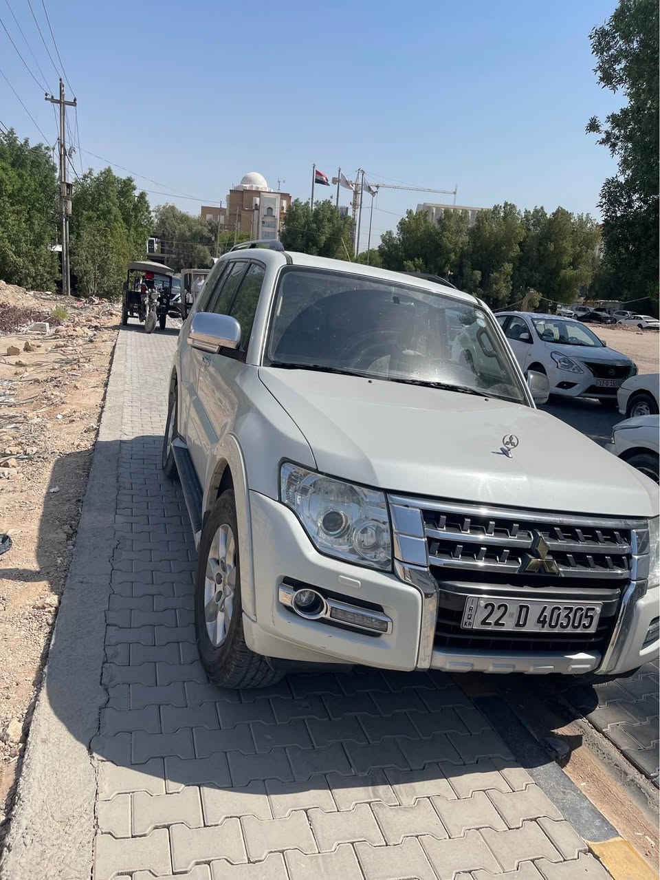 سيارة باجيرو 2017 حبتور مكفوله السياره ماشيه 180 الف السعر 215 رقم صاحب العلاقة *********** 
رقمها مميز النجف, العراق
