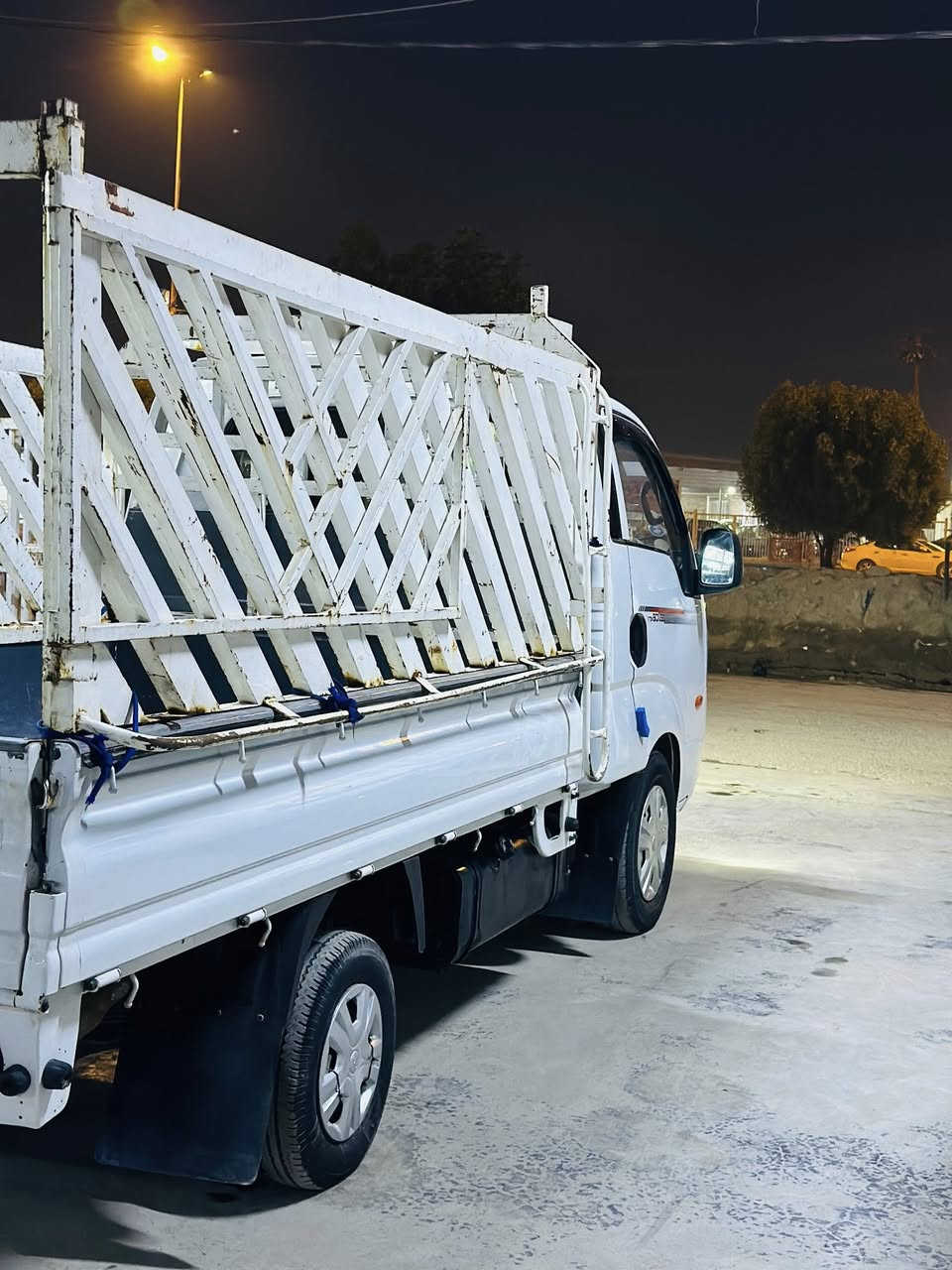 السياره حيل جديده بأسمي محجره وكامله تبريد ثلج 

بيع او مراوس المكان بابل الحمزه الغربي للاستفسار 

***********///***********☎️
