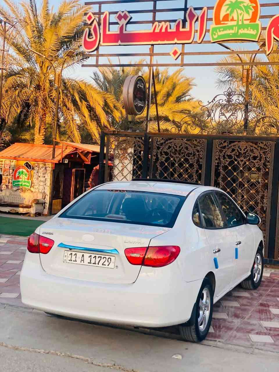 السلام عليكم ورحمة الله وبركاته
من رخصه مدير الكروب المحترم 

النترا 2010 رقم بغداد الجديد بسمي 

ملاحضه) شوف واتصل 

هزه وسنويه ولوحات جدد سياره مال بيت 

من 2015 عدنا بيه فقط طخه بسيطه جاملغ امامي معمره بدون اي داخل ومصبوغ جاملغ فقط وباردات شوف العين سياره فول موصفات مكينه 1600

دكشن عالي كير ومكينه خير من الله 

تخم تاير نظيف 5️⃣ وين كب 4 دسك 

فتحه شاشه كامره تحكم وبقيه الموصفات معروفه مكان سياره بالحلة واني بل خدمه 

 رقم الهاتف  ‏‪***********‬‏
