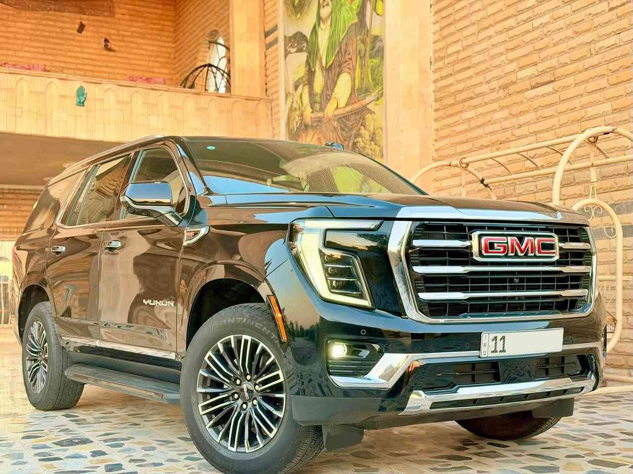 جمسي يوكن الفيشن🩶 GMC Yukon ELEVATION 2025 🤎
.خليجي وكالة المنصور
مغلفه PPF 
.ماشية 44 الف  كيلو
.موديل 2025
.حجم المحرك 5.3 V8 
.مفتاح التشغيل بصمة  
.تشغيل عن بعد 
.دفع ثنائي RWD
.اريل نفكيتر 
.حساسات أمامية 
.حساسات خلفية 
.لايت زينون + LED 
.دخول بصمة ذكي 
. حجم الاطار R20 
. اشارة في المرايا الجانبية وكهرباء 
. ا ABS 
. دشبول شاشة ديجيتال 
. شاشة Apple Car play 
. سماعات سستم صوت شركه BOSE
.كاميرا دوارة 
.الانارة الداخلية LED  
. مثبت السرعة Cruise 
.المودات والاوامر الصوتية 
.ا Bluetooth / T YPCE 
.مخرج منفذ الطاقة 
.فحص نظام السيارة 
.تتسع المقصورة ل 7 ركاب
.المقاعد جلد رصاصي اصلي ✨
.حركة مقعد السائق كهرباء 
.تجاوي متحركة 
. مثبت مقعد الطفل ISOFIX 
. 3 قطع تبريد 
. أوضاع القيادة Drive Mode 
.أوتو هولد Auto Hold 
. نظام مانع الانزلاق 
.حاملات الأكواب 
⛔️ رقم بغداد
العنوان📍بغداد:زيونة
للاستفسار اكثر عن المعلومات ℹ️ اتصل على الرقم ***********
