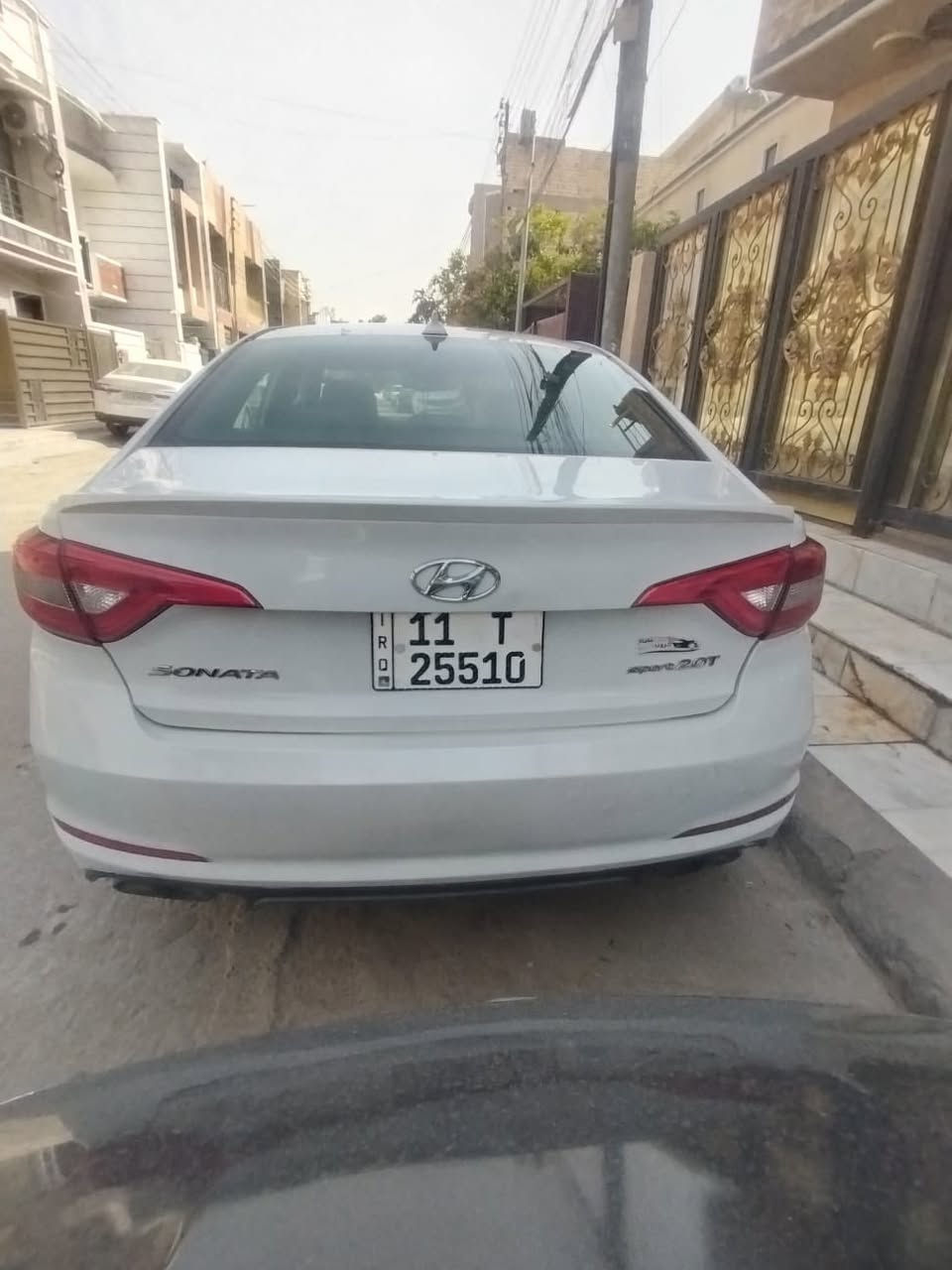 سوناتا 2017 سبورت محرك 2000 توربو ماشية 99 الف ميل رقم بغداد بأسمي الهزة تنتهي بشهر الرابع السيارة بيه تكشير بسيط محرك وكير مكفولات مقاعد جلد مقعد السائق كهربائي الضربة بالجنطة السعر 128 وبي مجال بسيط هاتف ***********
