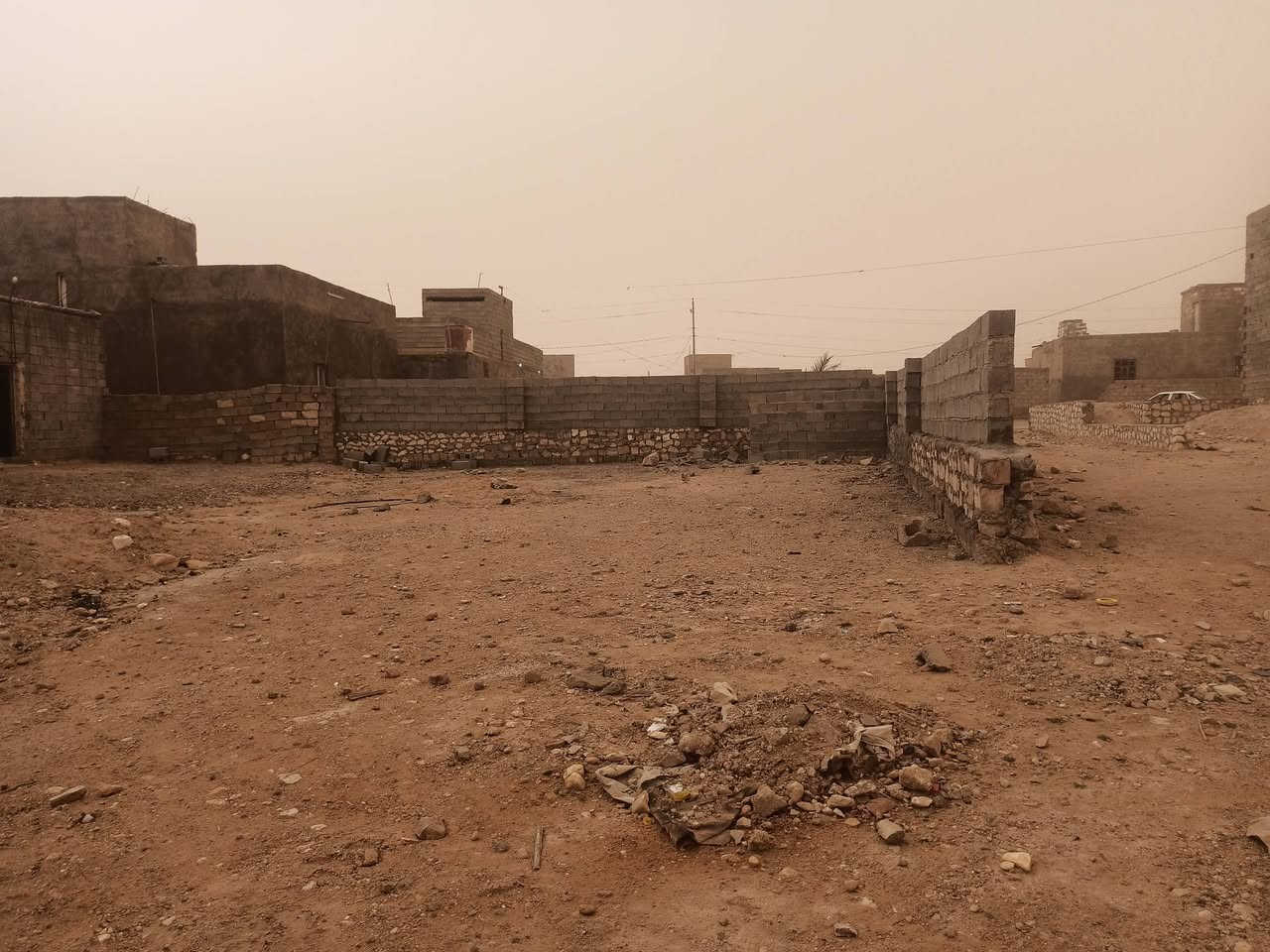 السلام عليكم غرف للبيع مساحه 7 00 السعر 8, وبيهن مجال العنوان حي المين قرب  شقق إذ اكو

 سياره امروس ع الغرف الشارع مالهن 6 متر      ***********
