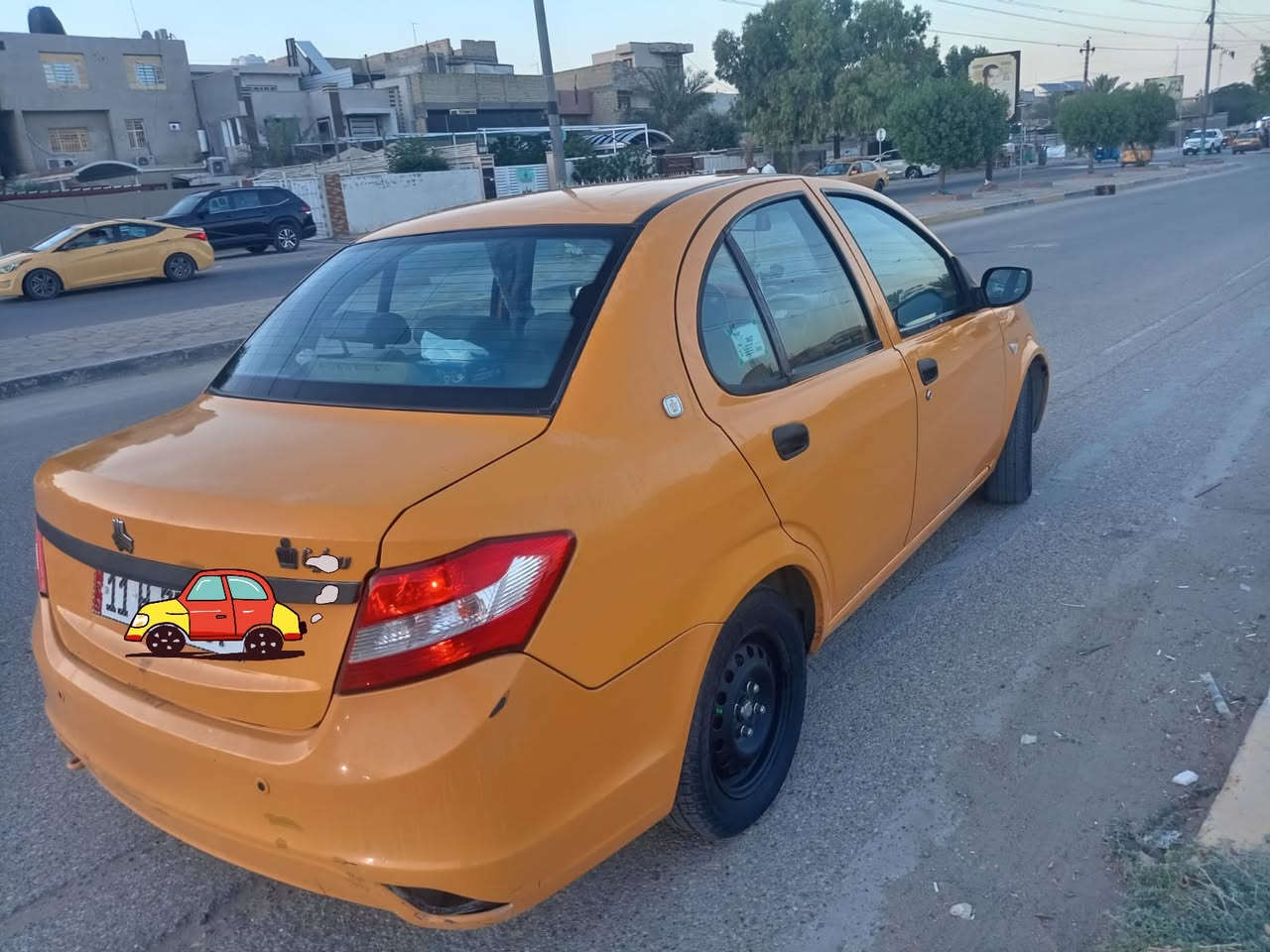 يا الله سلام عليكم سياره ساينا موديل 2019 للبيع بيها ضربه جاملغ وشويه من الباب جها السائق تبريد شغاله سنويه 2031 كير محرك خيره من الله السياره بسمي مكاني بغداد الغزاليه الهاتف ***********
