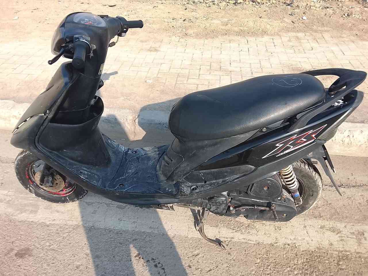 ماكس عدله نظيفه نكره سلف هورن قفال صندوك دراجه كامله شتريته مامفتوحه ابيع يجي يفحص وياخذ مكاني موفقيه سعر ٥٥٠  رقمي ***********
