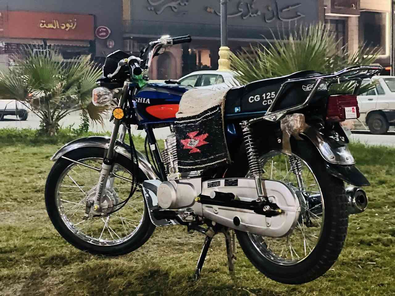 السلام عليكم 

🛑دراجه للبيع 

ارشه 
مديل٢٥ ( اوراق سكنر) 
نضيفه من كلشي طك جيس 
سعر ٦٧٥قفل قفل قفل 🔒 بدون معامله
📍مكاني كربلاء قرب محطة القادسية 
 للاتصال 

***********
