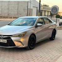 للبيع كامري موديل 2015.  وارد .    رقم سنوية وهزة جديد  بطاقة بانزين ....