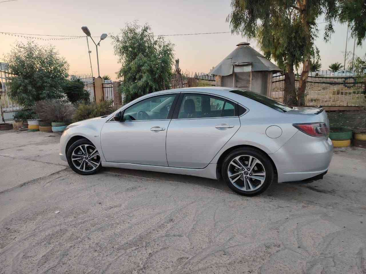 بە ناو ی خودای گەورە  بۆفڕۆشتن مواسەفات ئۆتۆماتیکوعادیە مەکینە بیستی زنجیرە ئەی بیئێسە جوارجام کارەبایە ئاوێنە کارەبایە لایدعەدەسەیە زەرزونزم ئەکات سوکان پاوە رە تاقمێ ویلی 17لۆکی لەژێرە 3سوسچی شەریکەی لەگەلە 3پارچەی بۆیاخە بێ ناوگرتن سەنەو5مانگی ماوە شانو سەقفی کال بونەوە هەیە *********** السليمانية, العراق
