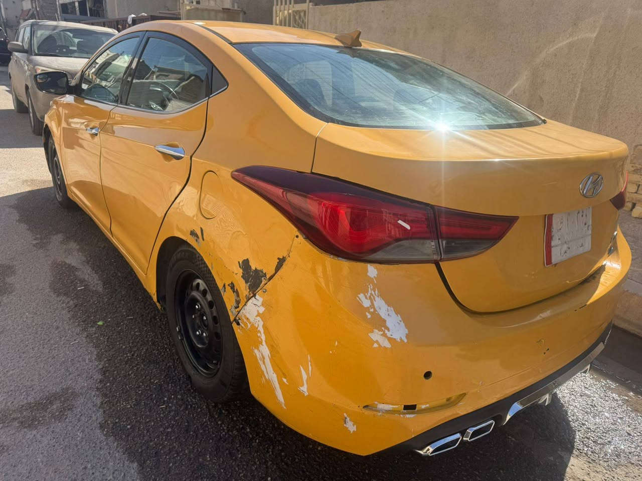 السلام عليكم النترا وارد امريكي موديل. 14  سياره لمتت كامل مواصفات سلايت كشنات تدفه جلد صدر سياره جديد كير جديد مكينه مجفته تخم تاير جديد السعر 100 بيه مجال 
***********
