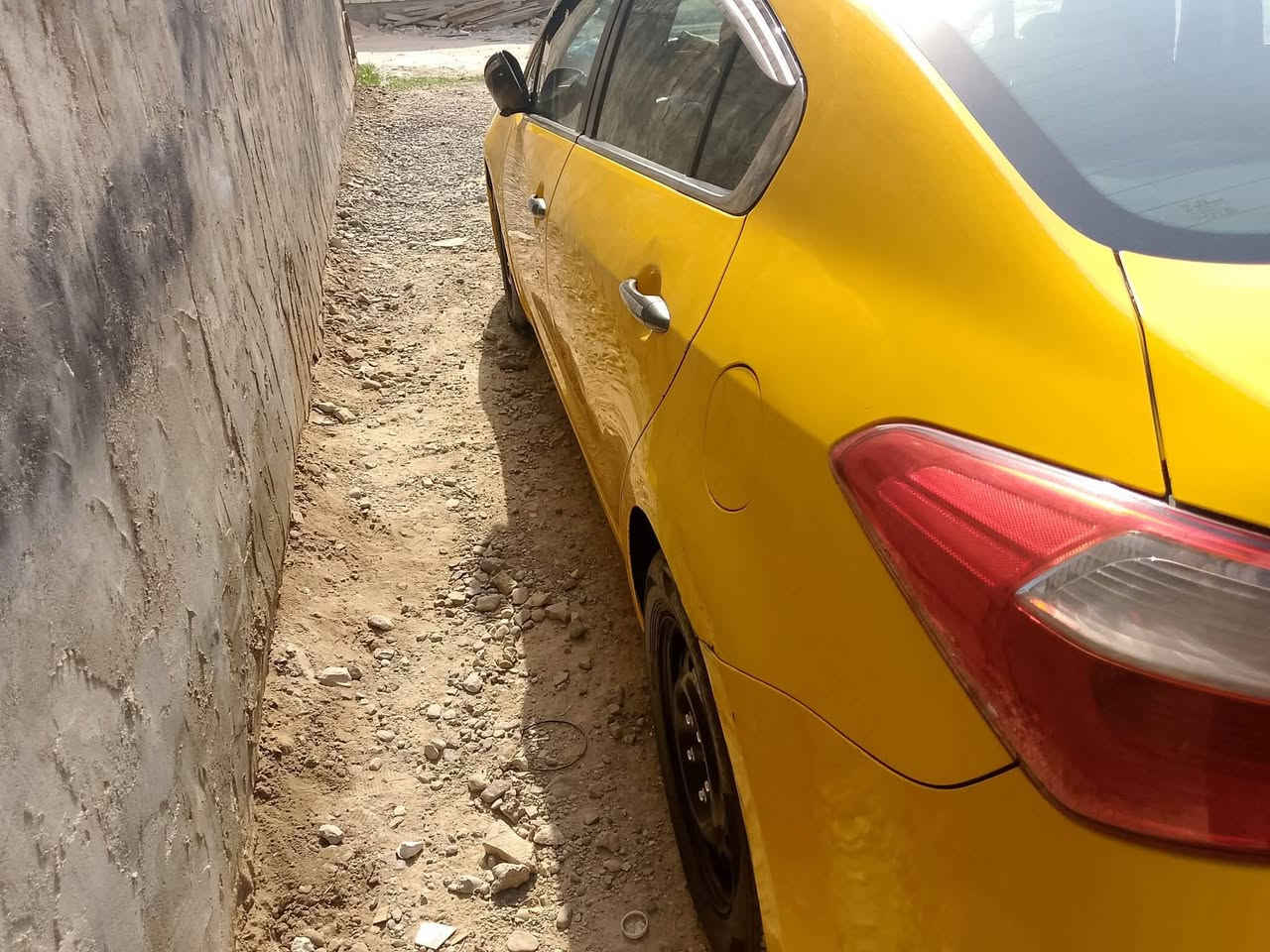 السلام عليكم عندي فورتي جي تي ار
موديل 14وارد امريكي حادث جاملغ الايمن تخم تاير جديد مكينه جديده كير جديد سياره بااسمي السعر 95وبيها مجال تحويل مباشر اي استفسار الاتصال على الرقم ***********وبالخدمه العنوان البلديات الصحفيين
