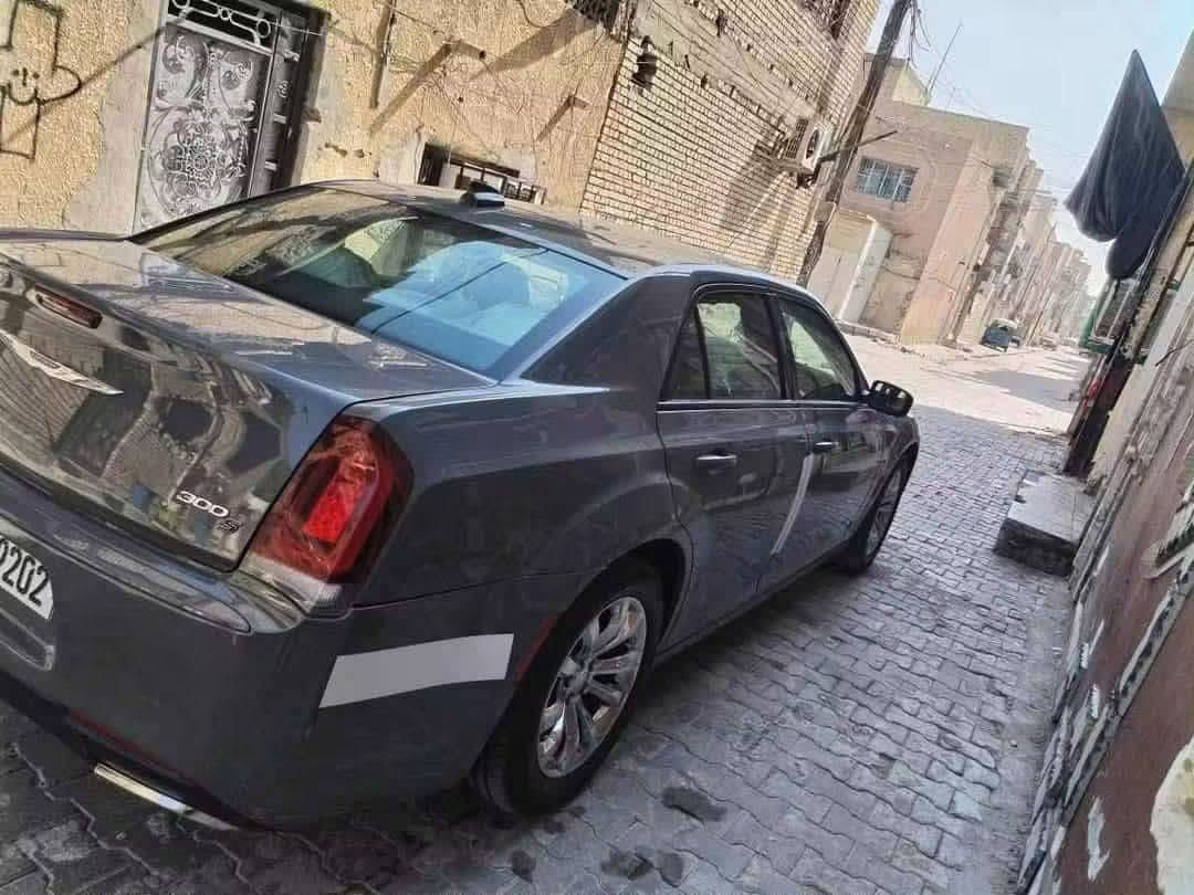 سيارة كلايسلر اوباما موديل ٢٠١٩اصل سمنتي S تو ويل انتورك
سيارة جاهزة كامله 

وارد امريكي

شاشة كار بلاي

كشنات كهرباي 

كشنات جلدابيض حرف Sحضن

تشغيل عن بعد 

لايت زنون 

كامرة خلفية 

محرك ٦سلندر 3600

كير مكينة حداده بلادي

بدون بنرامة

ماشية 90m

رقم بغداد جديد نكليزي 

سيارة مال بيت لا طالعة ولا شي 

سيارة حادثة دعاميات مكسرة ومصلحينهن نفسهن بارد بل جاملغ خلفي كد شبر ونص 

مكاني بغداد مدينة الصدر *********** 

سنوية جديدة تنتهي بل ٣١

سعر ٢٣٠ بيهة مجال حك جية

