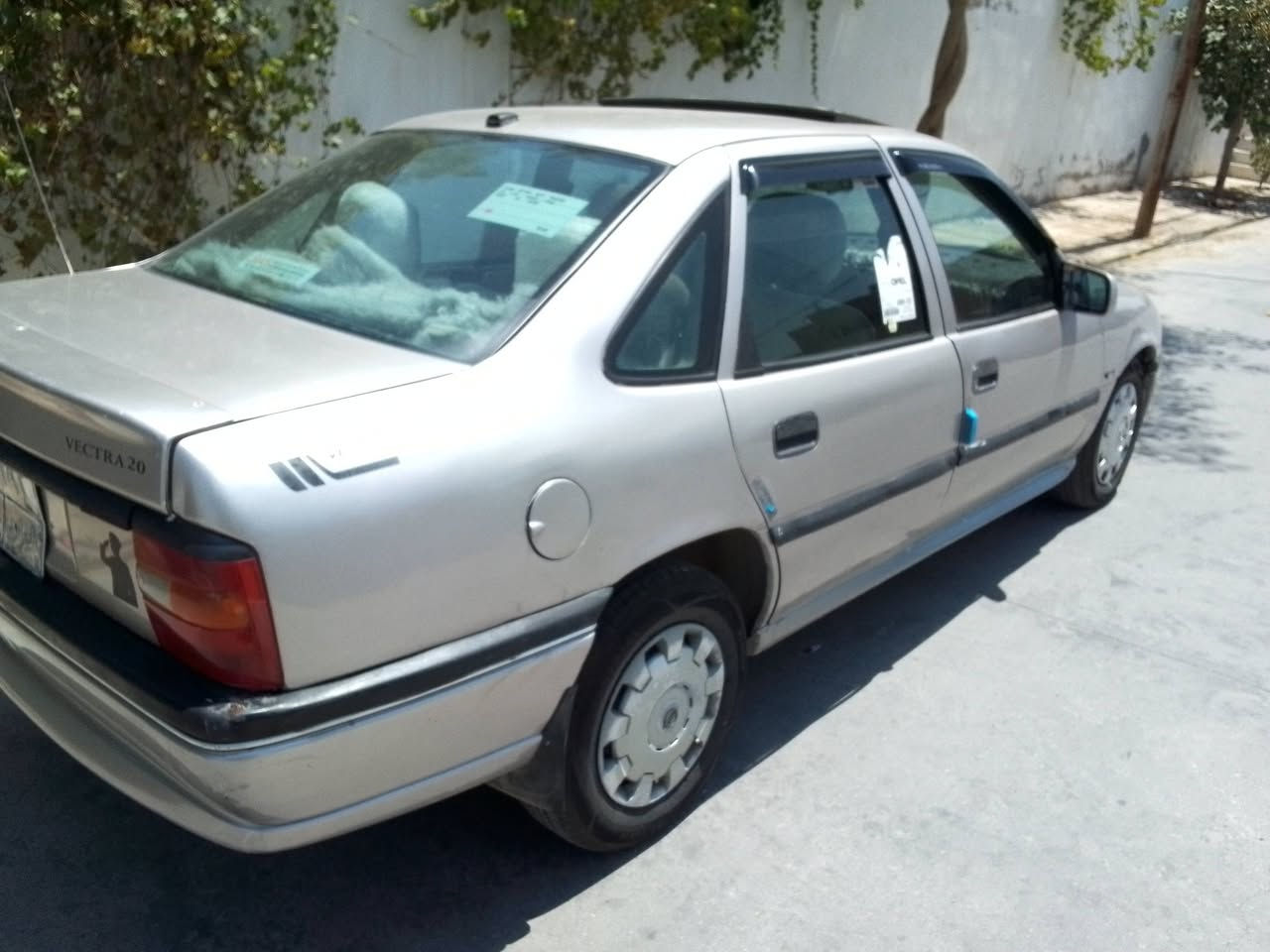 اوبل فكترا رقم سليمانيه موديل 1993 محرك 20 گير اوتوماتيك سنويه ماساقطه باقي 4اشهر  صبغ عام للجماليه بيه ورقة بنزين سيارة جاهزه  تحويل سعر 42وبيه مجال إذا موشراي رجاء لاتخابر *********** مكاني كركوك
