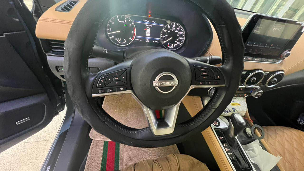 نيسان سنترا Sv فول مواصفات بانوراما للاخير مغلفه نانو PPF ماعدا ٤ بيبان قماره تغليف نانو اسود لامع السيارة ضربته بالتاير والطبله وتكحيل قليل بالجاملغ ع كدجكاره السيارة جديدة ماشيه ١٧٥٠٠ كيلو بجم كبس من دون فتح برغي واحد حته الايت مامفتوح والرقم اربيل تريد وكاله تريد تحويل 
السعر 205 وبي مجال قليل للشراي 
*********** البصرة, العراق
