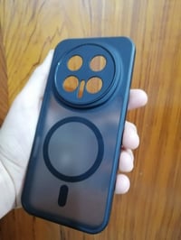 عندي هونر ماجيك 8برو جهاز جديد امانت الله لون اسود مستخدم قليل جداً ذا...