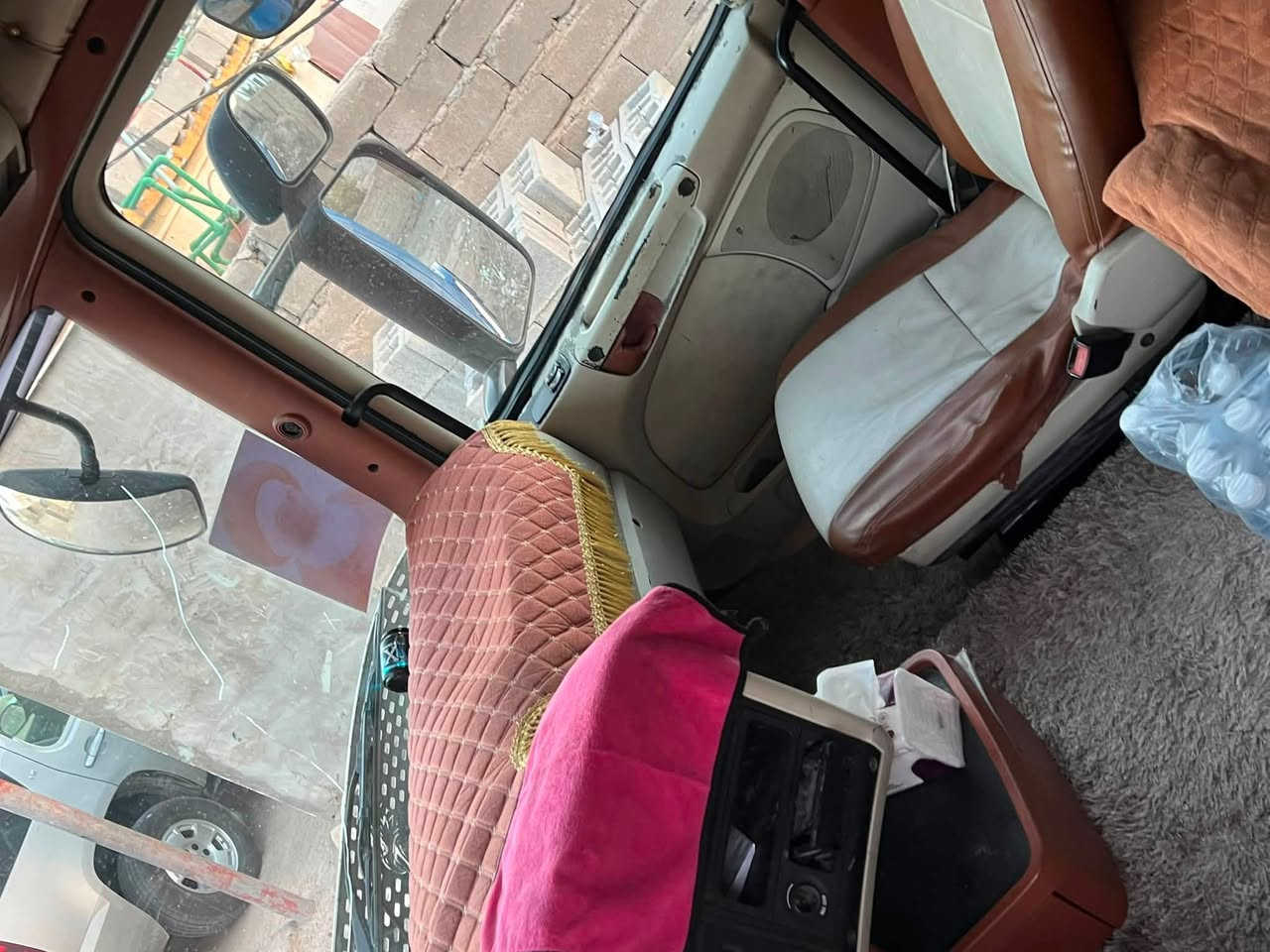 سلام عليكم سكانيا مديل 2007 رقم بغداد مربوطه فلات سنويه 2030 باسمي سياره جاهزه كير عادي 3 ب 3
السعر 170 بيها مجال للستفسار تصال ع رقم. ***********
