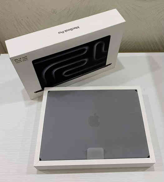 💻Macbook pro ⬛M4 2024⬛
⚫14 inch
◾512 Gb Hard
◾16 Gb Ram
⚫Cycle count 7
Space Black
Clean 100 %
Box included
We deliver to all iraq
For more informations call *********** or by messenger
