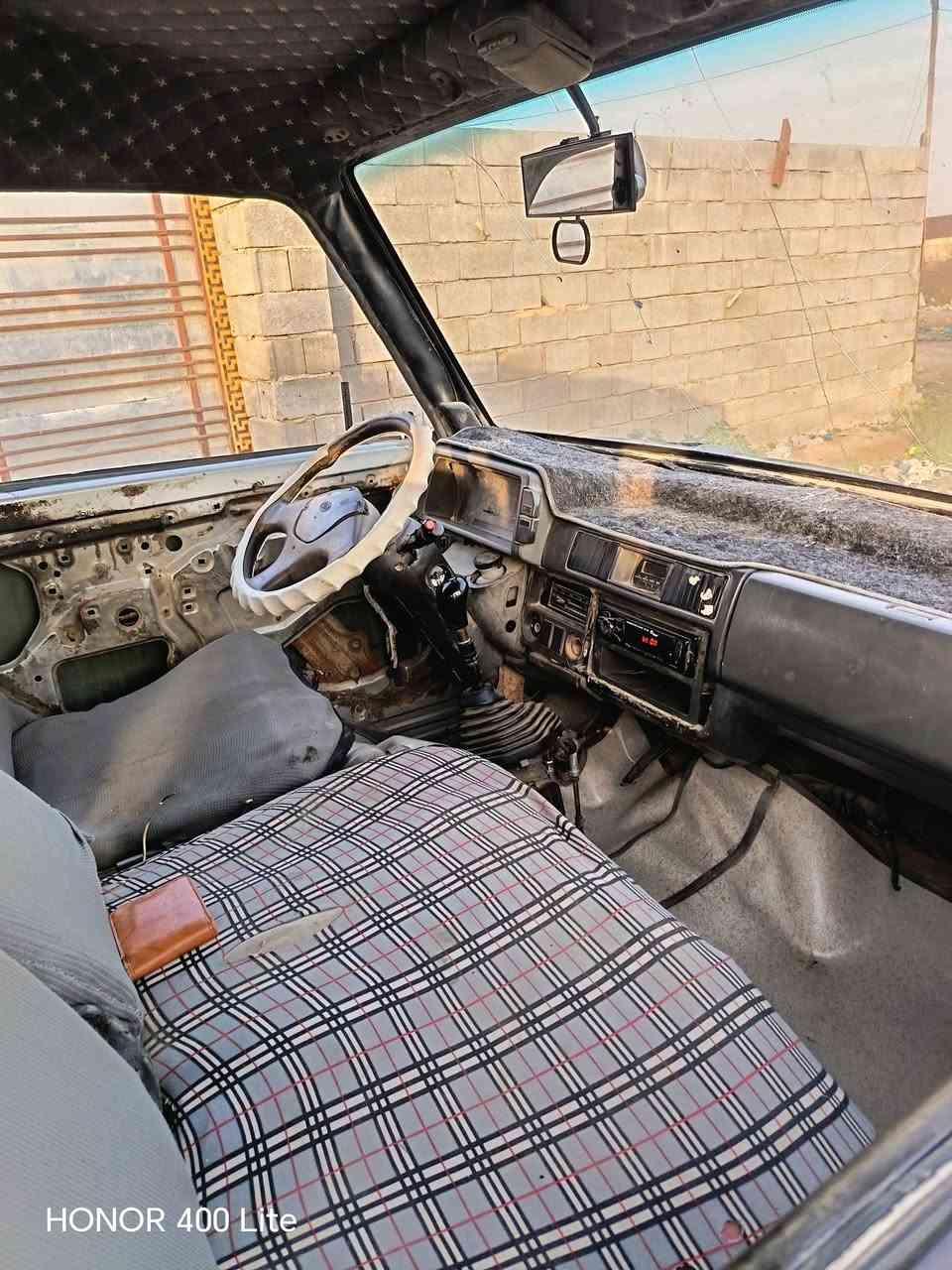 السلام عليكم اسيا موديل 94 بلاديه كفاله محرك كير اكسن 38 وبيها مجال ***********
