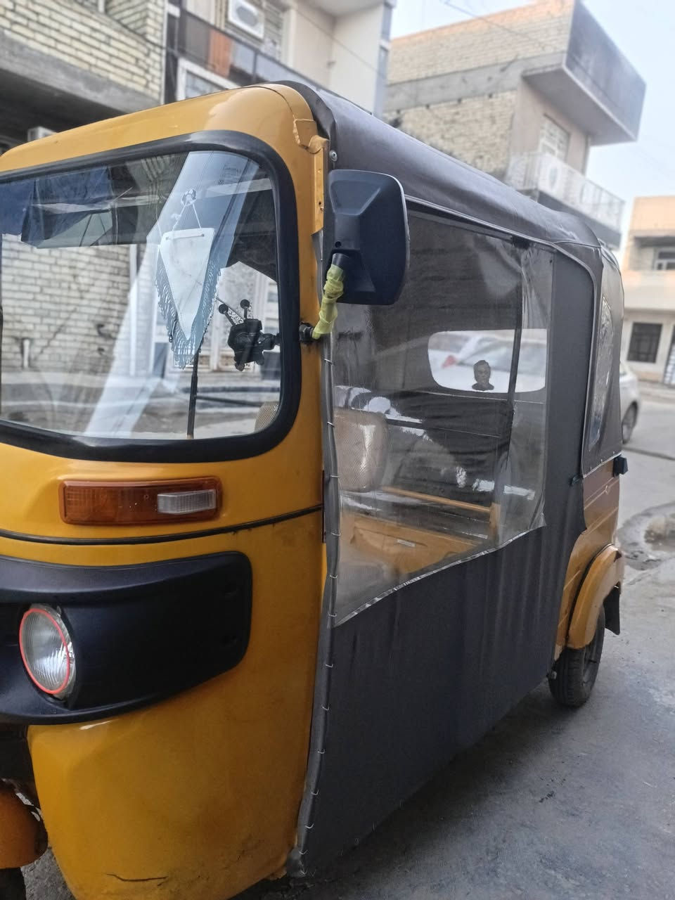 سلام عليكم تكتك موديل 19 شهر 4 تكتك حلوه ونضيفه بيه نوقص خفيفه سعر تكتك( 5) وبيه مجال بصيط رقم ***********  ملاحضة( تكتك اوراق بسمي اني راعيعه رسمي) عنوان بغداد الشعب
