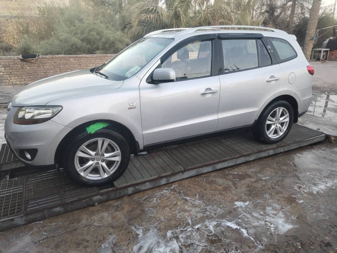 بسبب الوعود الكاذبة أعيد النشر
ادوات ادوات ادوات
سنتافيا موديل ٢٠١١فولل مواصفات فتحه بل قماره
تخم تاير دبلات جددد حداديه فولل
رقم سليمانيه متومه طبق الاصل 
كهربائيات شغاله السياره كلها تحكم ستير 
٧راكب كاز كاز السياره خدميه الله شاهد ماذب عليها ربع
السعر 55 وبيها مجال
*********** مكان السيارة ميسان
