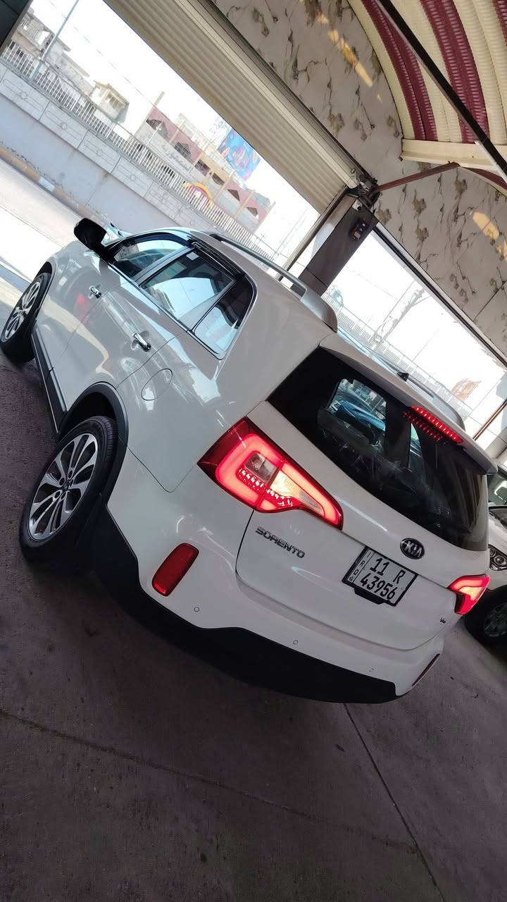 من رخصت الأدمن
سورنتو خليجي موديل 2015 

كفاله عامه من الصبغ او من الشخط عده شبر بارد اباب الصدر شغل حلو 

للبيع فقط بدون مراوس

مكينه سته اسلندر 6

سبعه راكب

بصمه أبواب وتشغيل

تبريد ثلاث قطع

تخم تاير جديد

صدر امامي وخلفي كلها جديد

مكان السيارة فلوجه الشراي يتصل لن مكلف بالنشر
***********   سعرها   168 او بيها مجال
