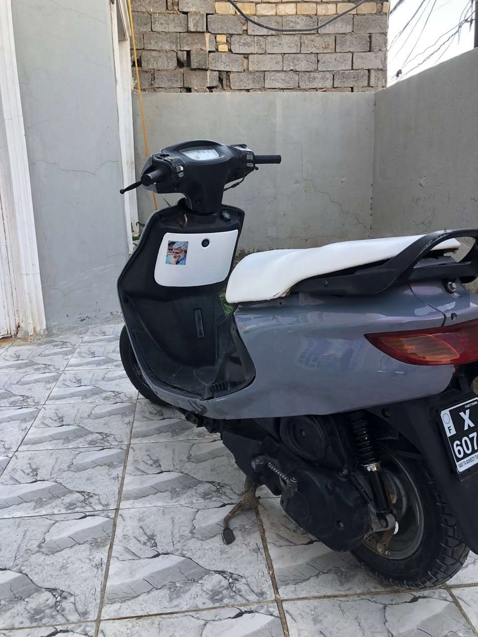 سلام عليكم للبيع فراشه  ما مفتوحه كهربايات شغاله سلف هندر اشاير هورن كله شغاله دراجه نضيفه السعر ٥٠٠ وبيه مجال مكاني ديوانيه *********** او خاص💜

