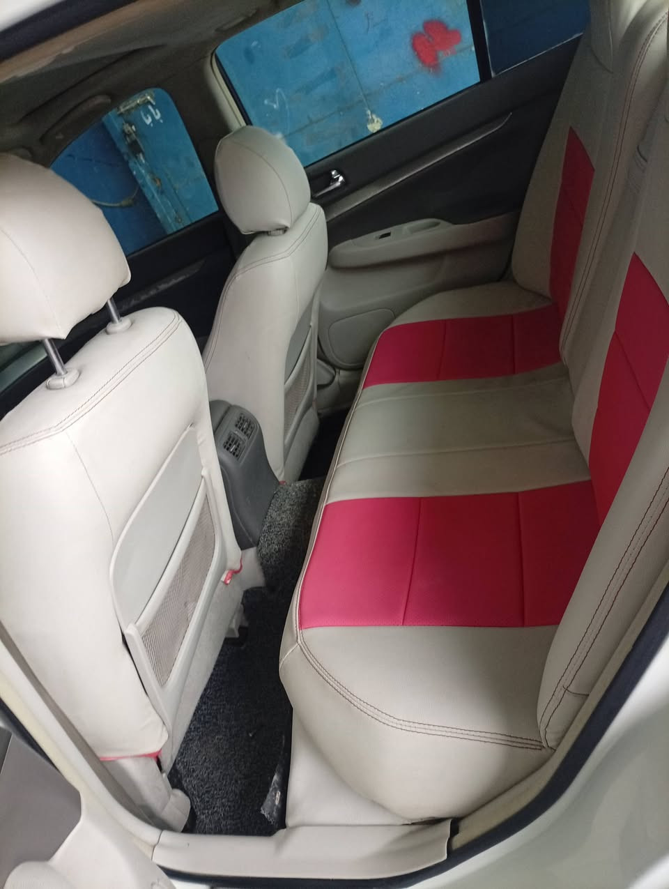 سلام عليكم 
فول فتحه 
مكفوله من صبغ 
حادثه بامريكا غرق
 مكينه وكير محوره ديفور ملكه مكفولات
تخم تاير او ويل جدد 
تريها حلوو السياره 
رقم بغداد شرط التحويل
مكانه نجف حي السلام
‏‪0770 034 4488‬‏
السعر ٦٠
