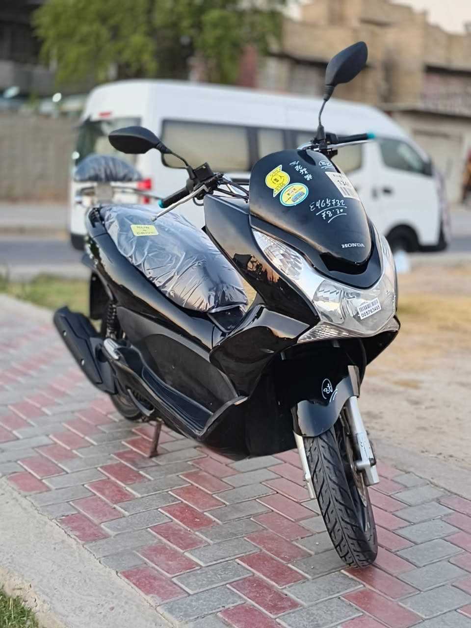 سلام عليكم....
دراجة (PSX)...(جيل الاول)  
🛵للبيع  
دراجة شلعه معدل كهربائيات كلهه شغاله 
دراجة جديده  بلادية
أي نقص مابيهة
جيب فيتر وتعال افحص
العنوان بغداد مدينه الصدر قرب مطعم ليمونة🍋 الاستفسار الاتصال على الرقم 📞 ***********

