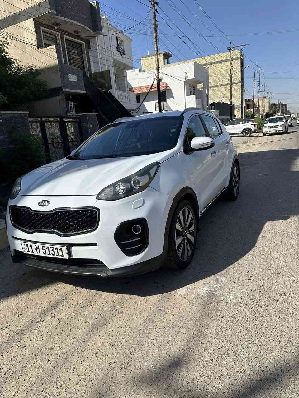 السلام عليكم كيه سبورتج خليجي ٢٠١٧ بيها صبغ جاملغ امامي والباب الساق ونص باب خلف الساق مكان السياره بغداد الشعب السعر ١٥٥ قفل رقم ***********
