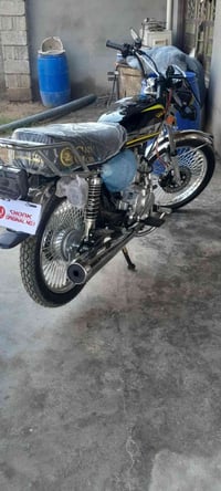 دراجه للبيع موديل 25 جديده بعدها ع سحك اوراقها كامله  السعر ٨٥٠ وبي مج...