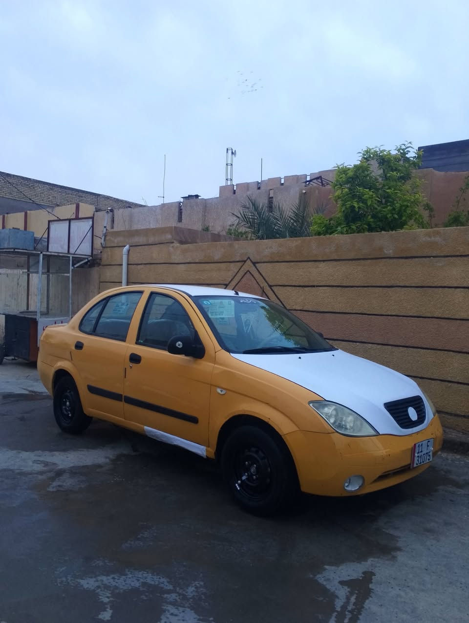 السلام وعليكم طيبة للبيع موديل 2015 سياره جاهزه ماكينه وكير كفاله سنويه جديده كلش حلوه وجاهزة سياره رقم بغداد تحويل مباشر رقم جديد دولي سعر 30 وبيها مجال مكان واسط العزيزية رقم الهاتف. ***********.
