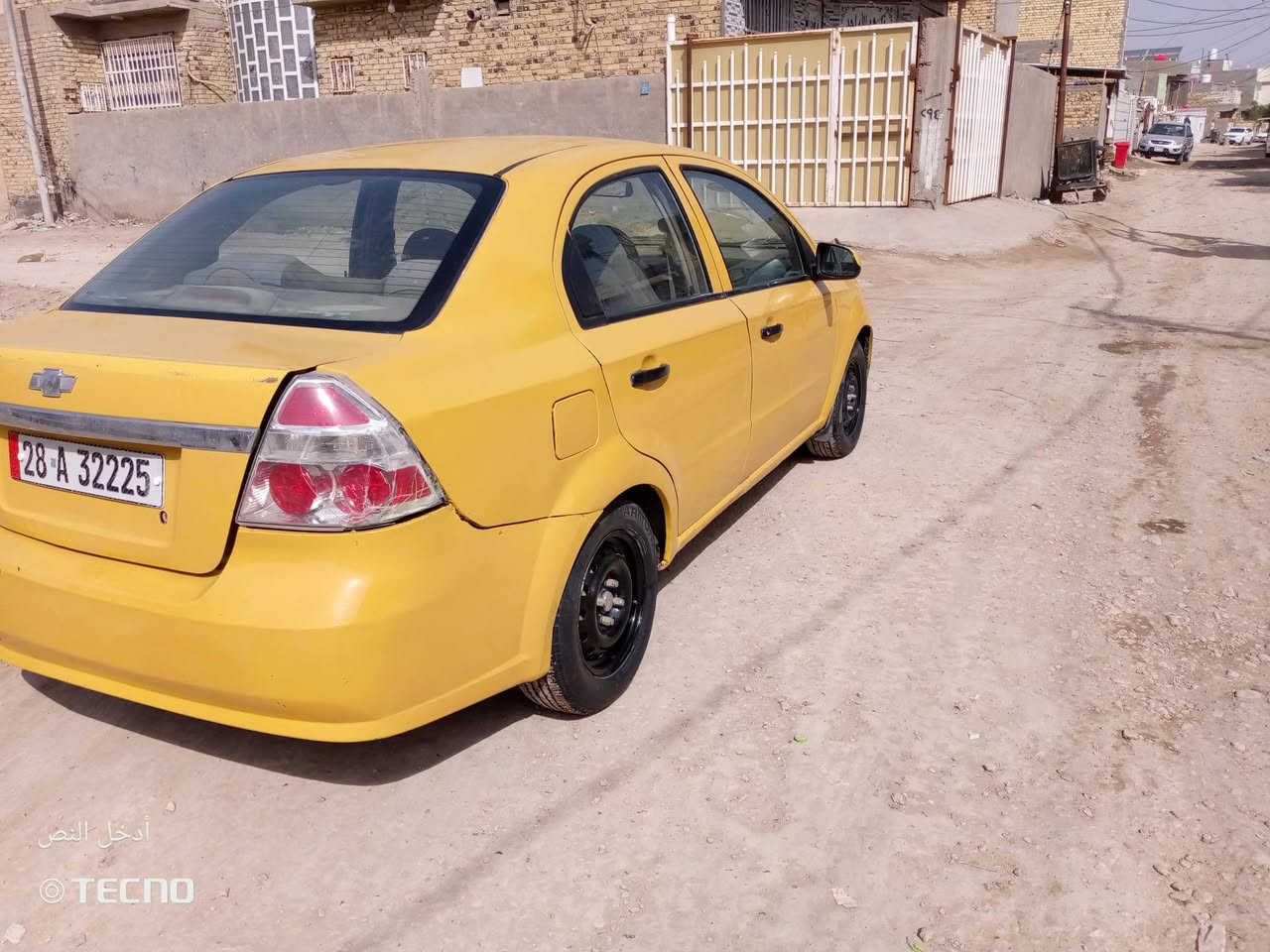 السلام عليكم 
افيو موديل 2013 خليجي كير اوتوماتيك 
مكينه 1600 رقم انكليزي مصفرة هيئة وغرامات 
للبيع والمراوس السعر 55
مكان بابل 
تفاصيل اكثر اتصل على رقم ***********
