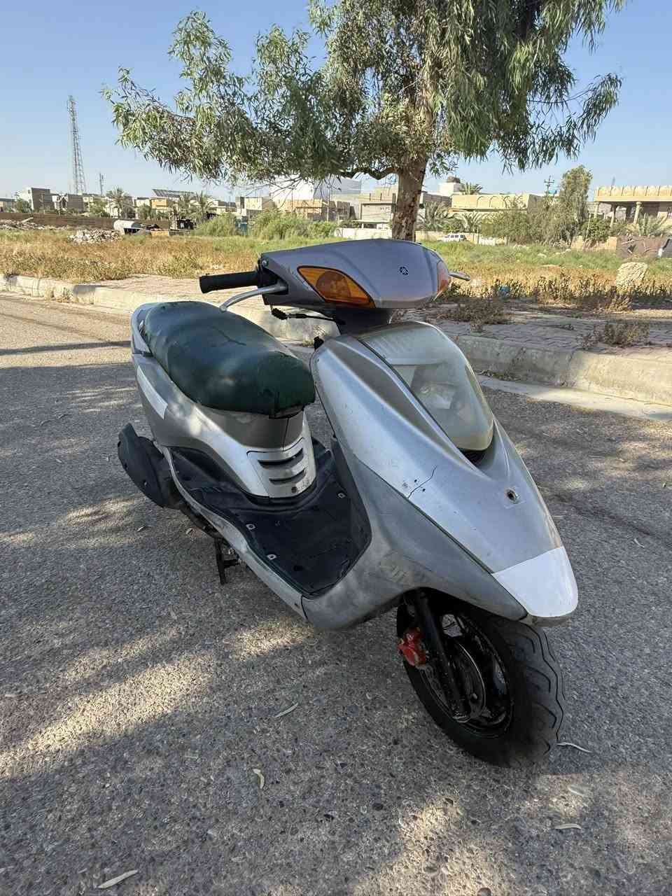سلام عليكم دراجه بريز مال رمبه  شرط كله بلاديه من الطول للطول الدراجه بعده بالملاح شلعه ومعدل خير من الله مابيه اي نقص سلف هندر اشاير هورن  مكينه بلاديه ممفتوح برغي بيه السعر 380 الف وبيه مجال الي يدور شي تعبان لييجي دراجه انطي بيه ضمان ولحد يكسر بالسعر العنوان بعقوبه


**إذا كنت صاحب هذا الإعلان وتريد حذفه لأي سبب، رجاءا أرسل رسالة إلى الدعم الفني**