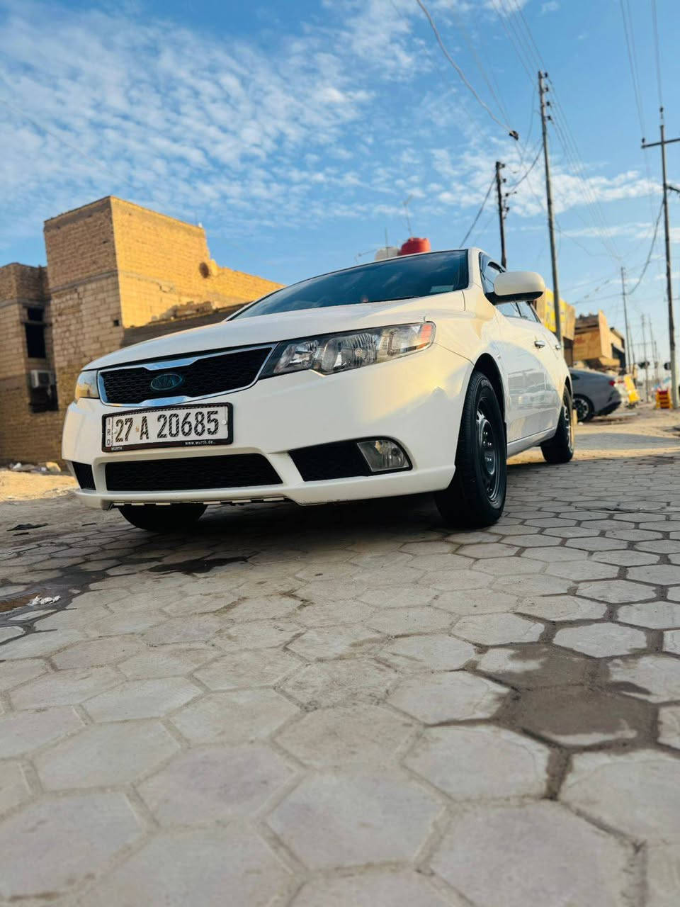 كيا سيراتو موديل 12 خليجي رقم ذي قار بأسمي تحويل مباشر محرك 1600 دوش تبديل جاملغ ايسر (جهة السائق) فقط السعر  115         ***********
