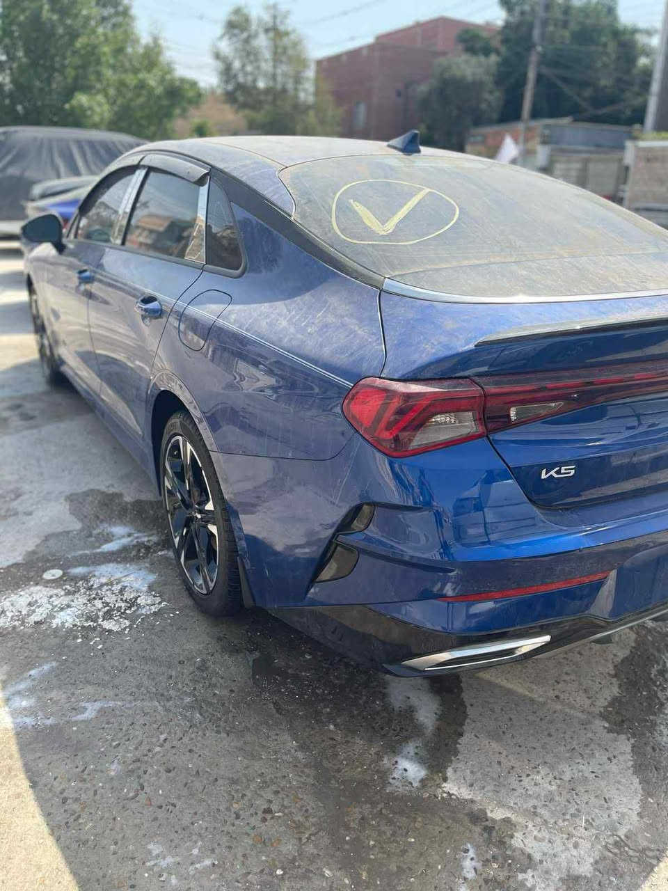 سلام عليكم k5 موديل 2024 أمريكي حادثها ربع دعاميه  رقم بغداد باسمي فول مواصفات ما عده الفتحه ماشيه 20 ml 
***********  المكان ديالى جديدة الشط
