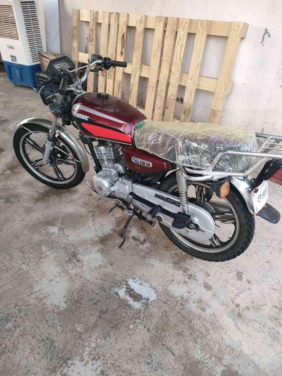 السلام عليكم موطور سافان 5 كير سلف 
موديل 2020 مكان الزاب ***********
