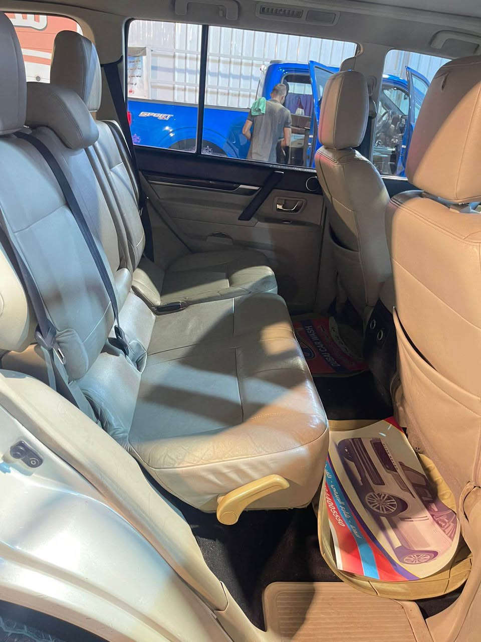 باجيرو 2010 حبتور للبيع رقم بغداد بأسمي مكفوله من الصبغ رقم جديد السعر 140 وبيهه مجال مكاني بغداد
الرقم 0771255348 بغداد, العراق


**إذا كنت صاحب هذا الإعلان وتريد حذفه لأي سبب، رجاءا أرسل رسالة إلى الدعم الفني**