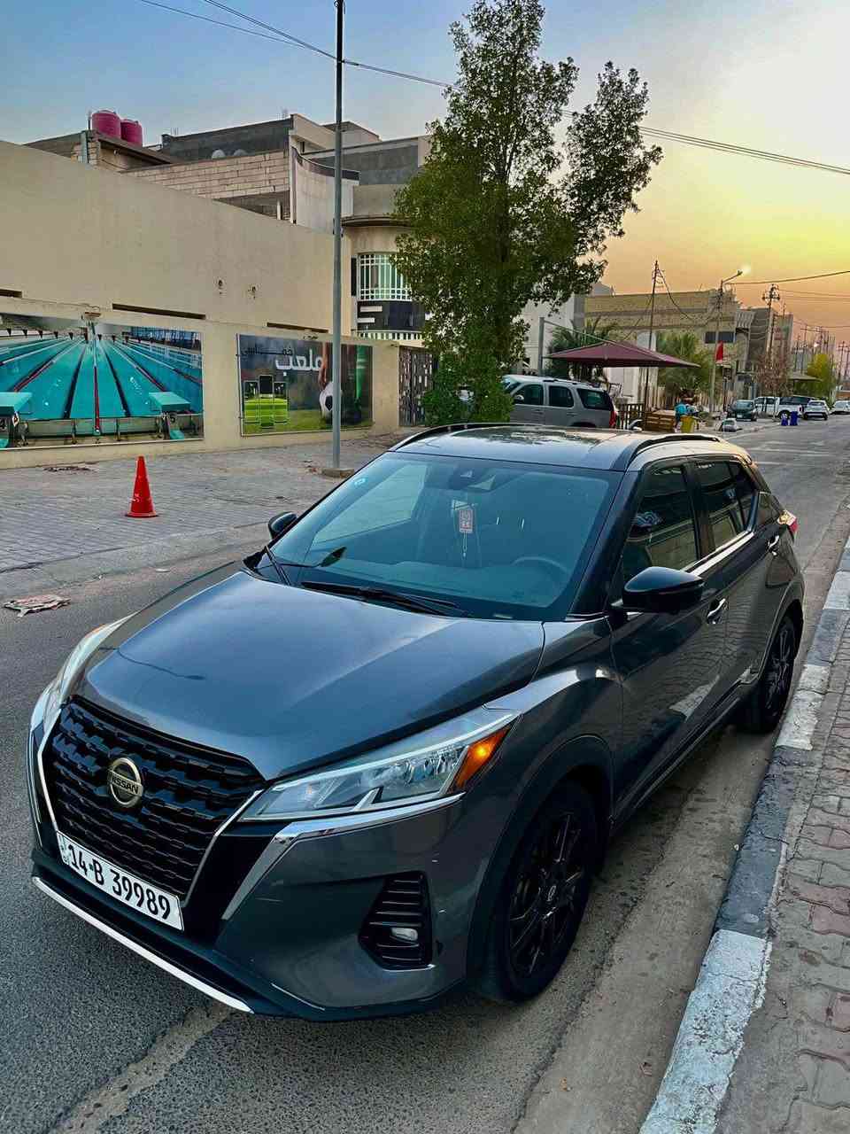 2023 نيسان كيكس 
#للبيع_او_مراوس ( سوناتا - K5 - جارجر ) ونطي فرق 
اربع اصابع صبغ من الجاملق وربع البنيد صبغ 
محرك1600 
رقم بصره حره باسمي 
رقم وهزه وسنويه جديده
مكان السياره بصره  
ماشيه 13 الف فقط على ايدي واستخدام شخصي 
 مواصفات :
ايكو +سبورت
رادار 
شاشه كار بلي 
تحكم ستيرن 
عينه دجتل 
تدفئه ستيرن +كشنات
تبريد ثلج 
تشغيل عن بعد 
4كامرات 360
حساسات  
اوتو هولد 
تحديد مسار وعدم الخروج من المسار 
--------
مكينه كير حداده كهربائيات كفاله من كلشي
السعر : 147
الرقم : *********** البصرة, العراق
