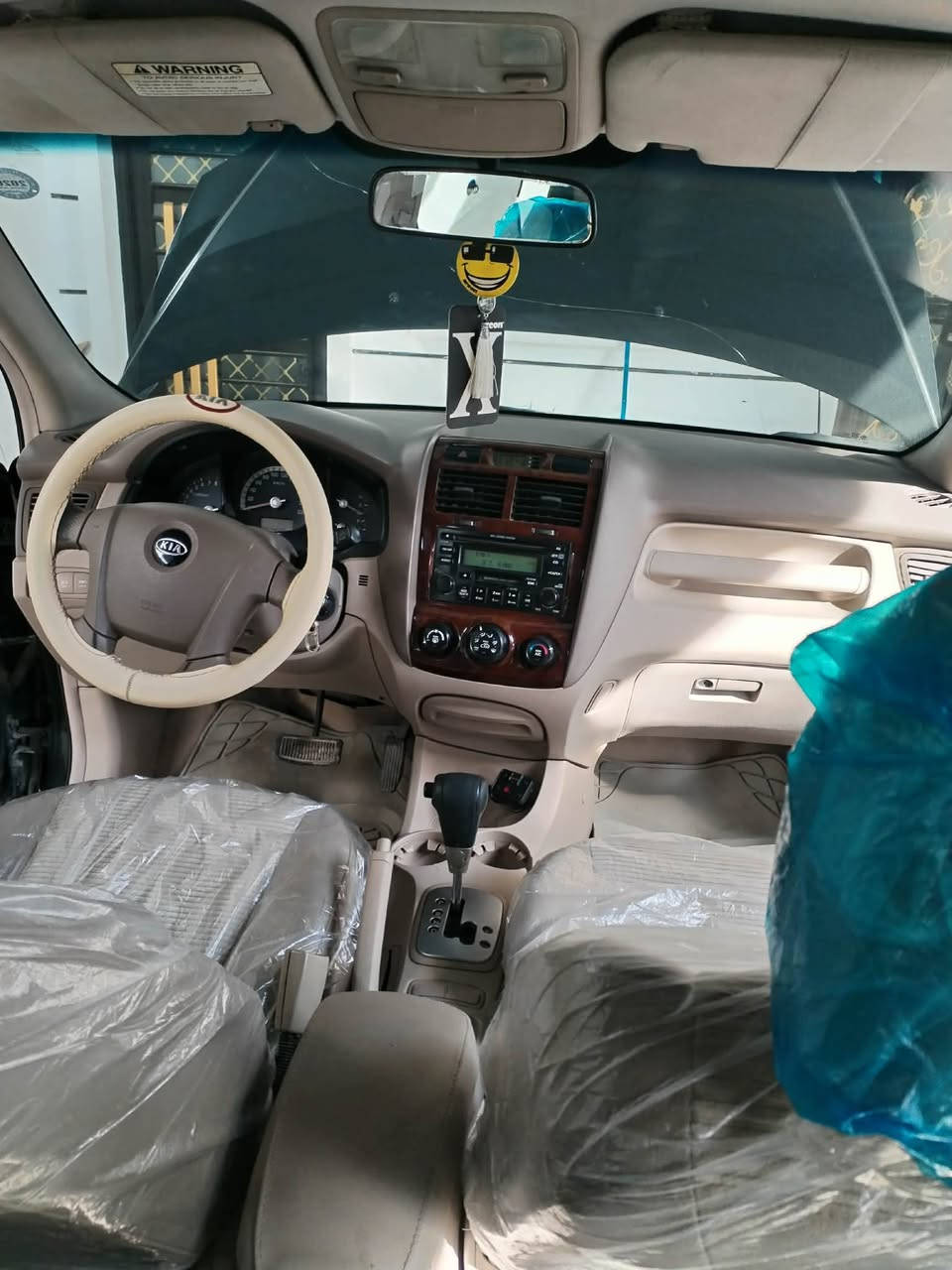 السلام عليكم

للبيع كيا سبورتج موديل 2008  خليجي كفاله عامه

 رقم السليمانية، بسمي 

الون  اسود الداخل بيجي

محرك ٢٠٠٠ 

كير أوتوماتيك

تبريد تدفئه جاهزه

طخم تايرات جديد
صدر جديد

سياره مكفوله موجود سونار  بيةماتصرف علية دينار

باسمي مداور ثاني يوم

السعر 115وبيها مجال بسيط
رقم الهاتف ‭0782 419 8905‬ بغداد, العراق
